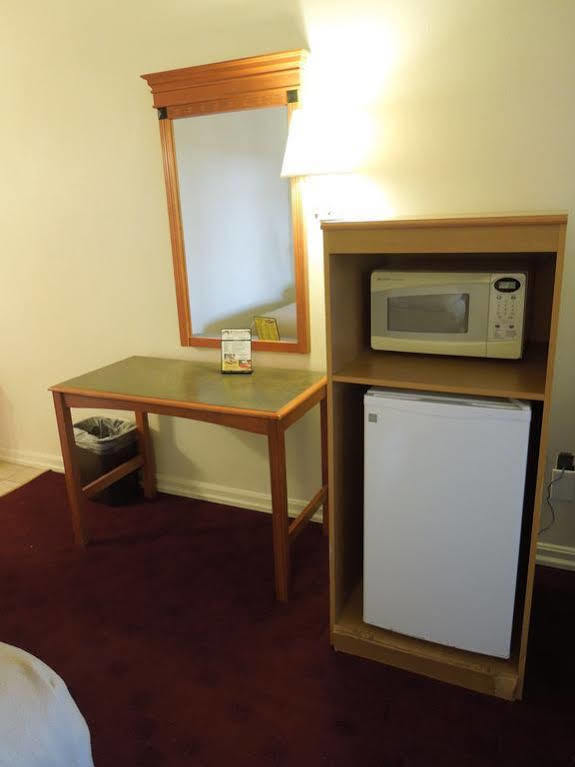 Howard Johnson Florence/ Cincinnati Area 外观 照片