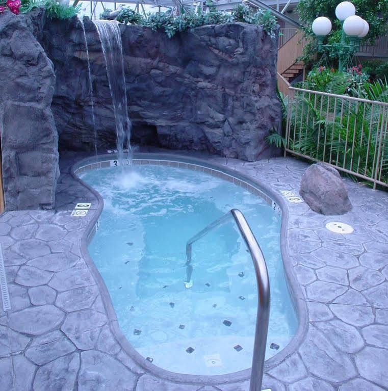 Howard Johnson Florence/ Cincinnati Area 外观 照片